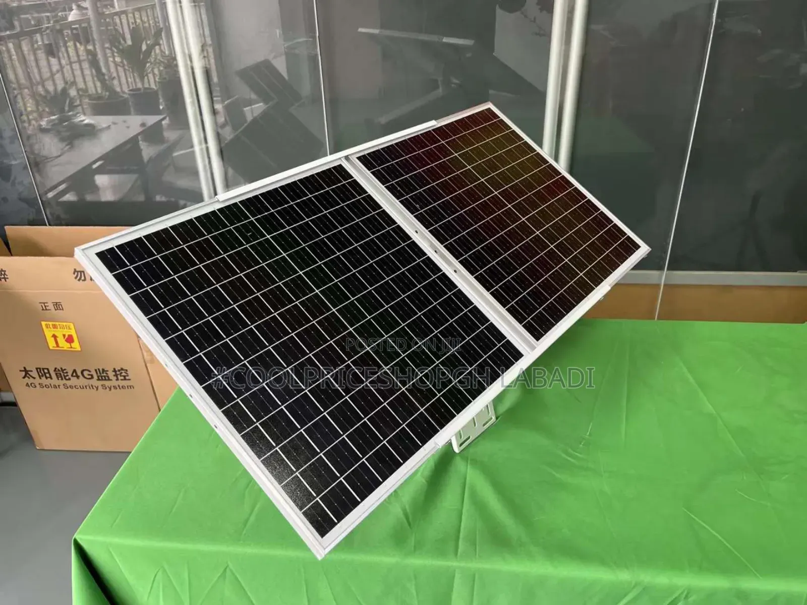 Solar Panel With Inbuilt Charger Battery