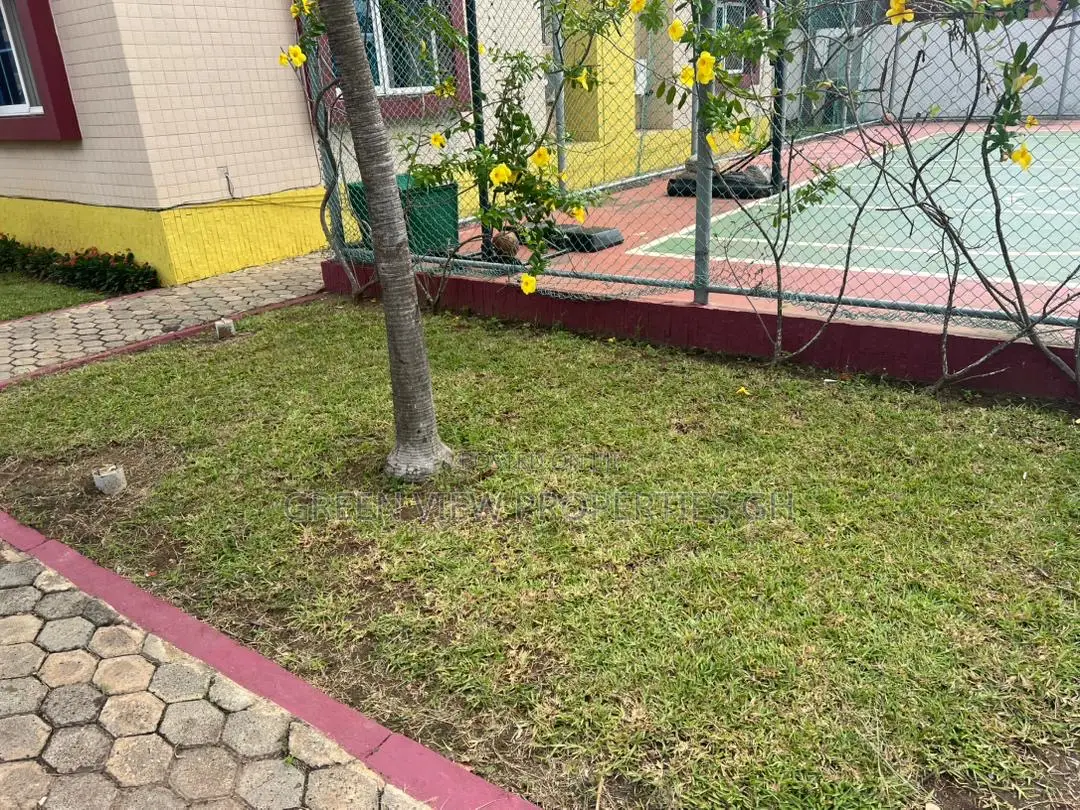 Furnished 3bdrm Apartment in Airport Residential Area for sale