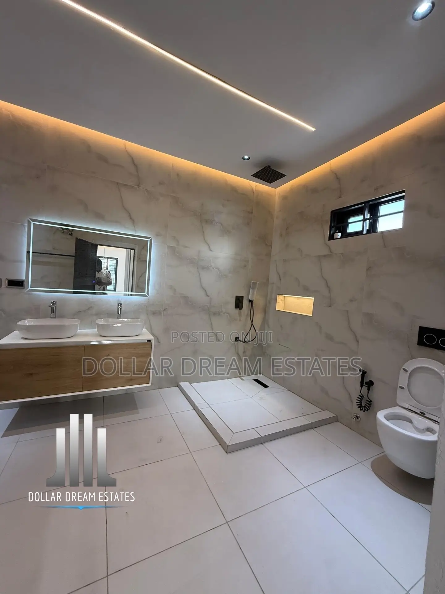 3bdrm House in Lake Side Estate for sale