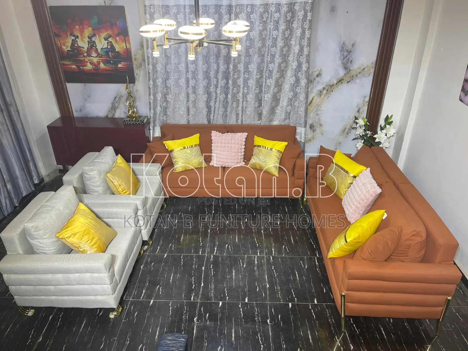 Akua Sofa Set