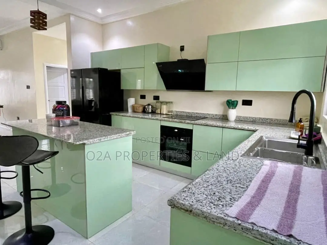 4bdrm House in Ga Odumase, Kwabenya for sale