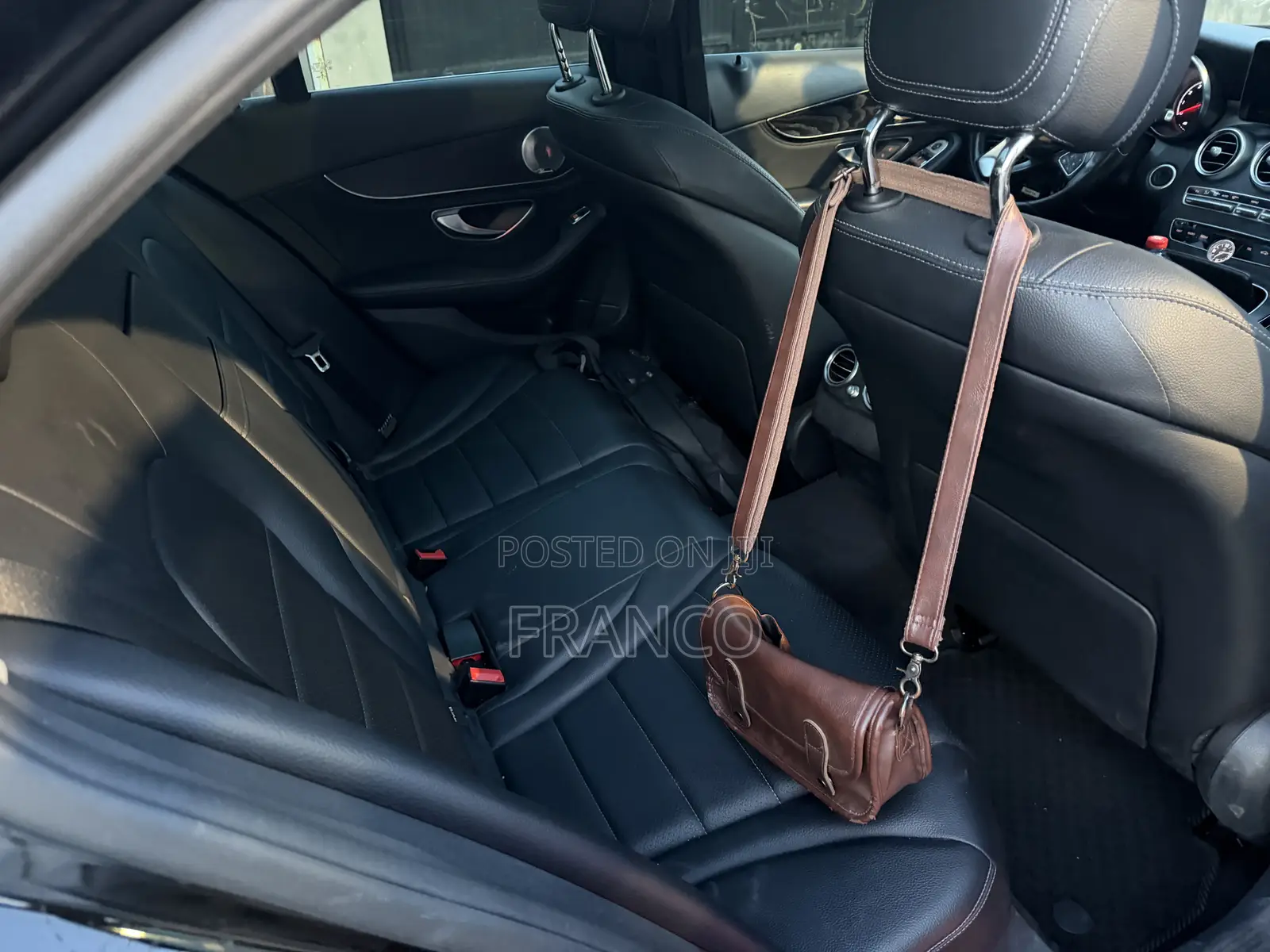 Mercedes-Benz C300 Luxury 4matic Sedan AWD (2.0L 4cyl 7A) 2017 Black