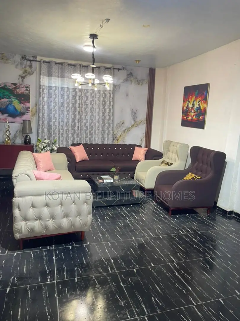 Kwabena Sofa Set
