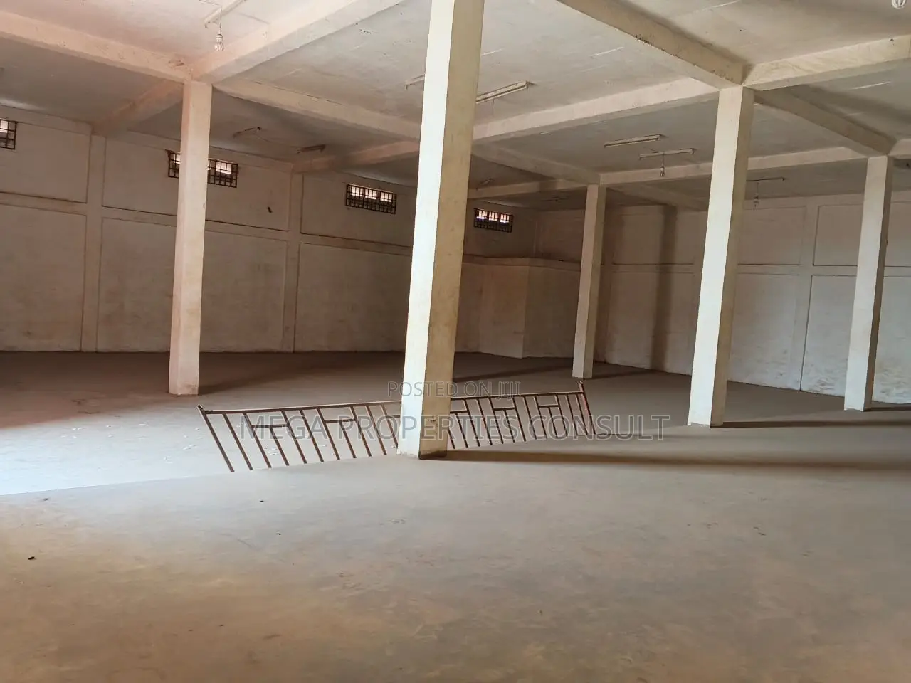 Warehouse for Rent in Lapaz