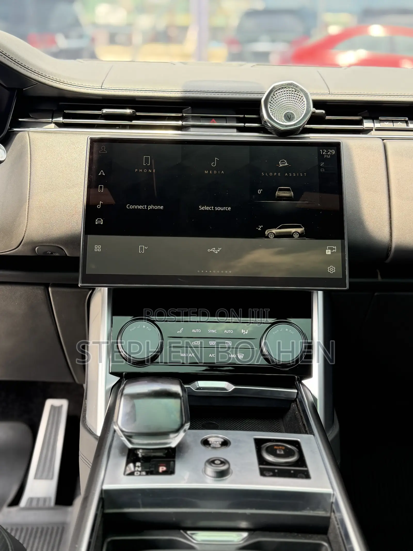 Land Rover Range Rover Vogue 2023 Black