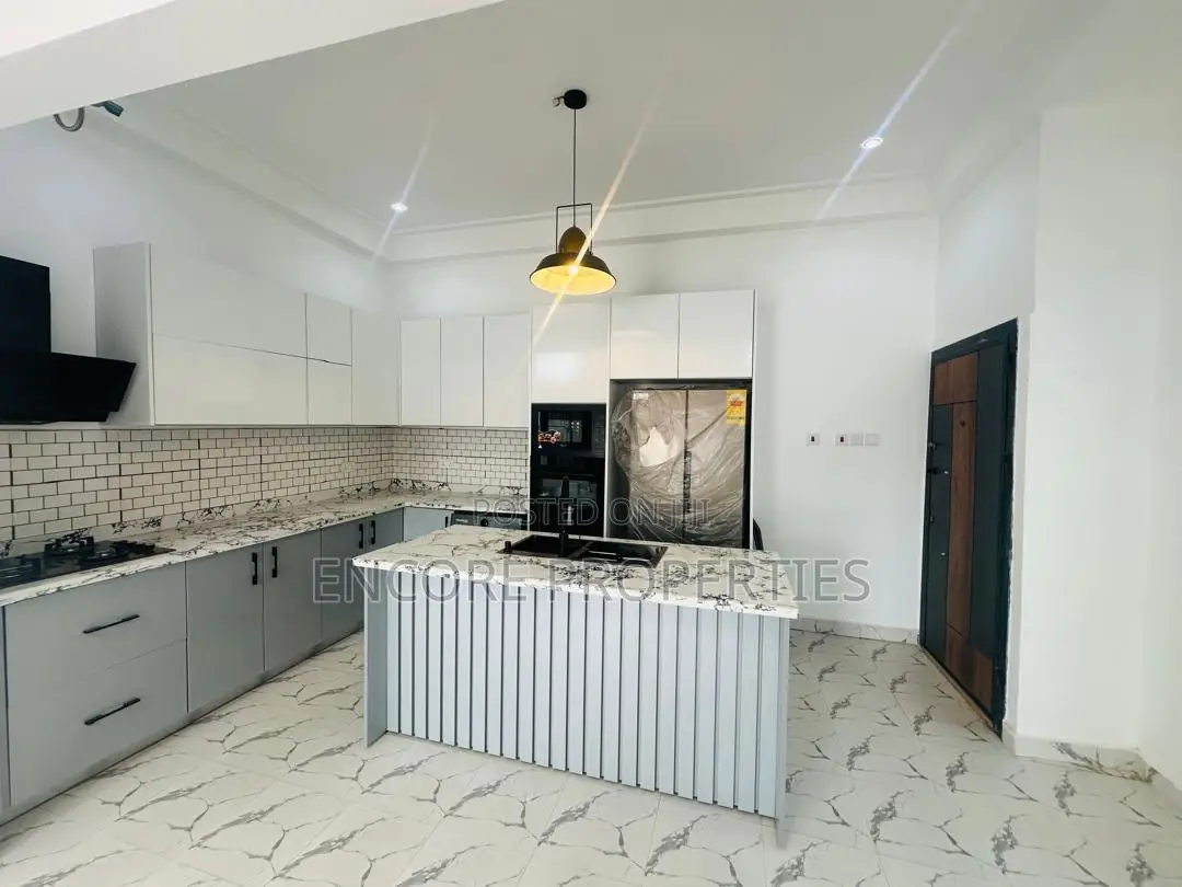 3bdrm House in Oyarifa for sale