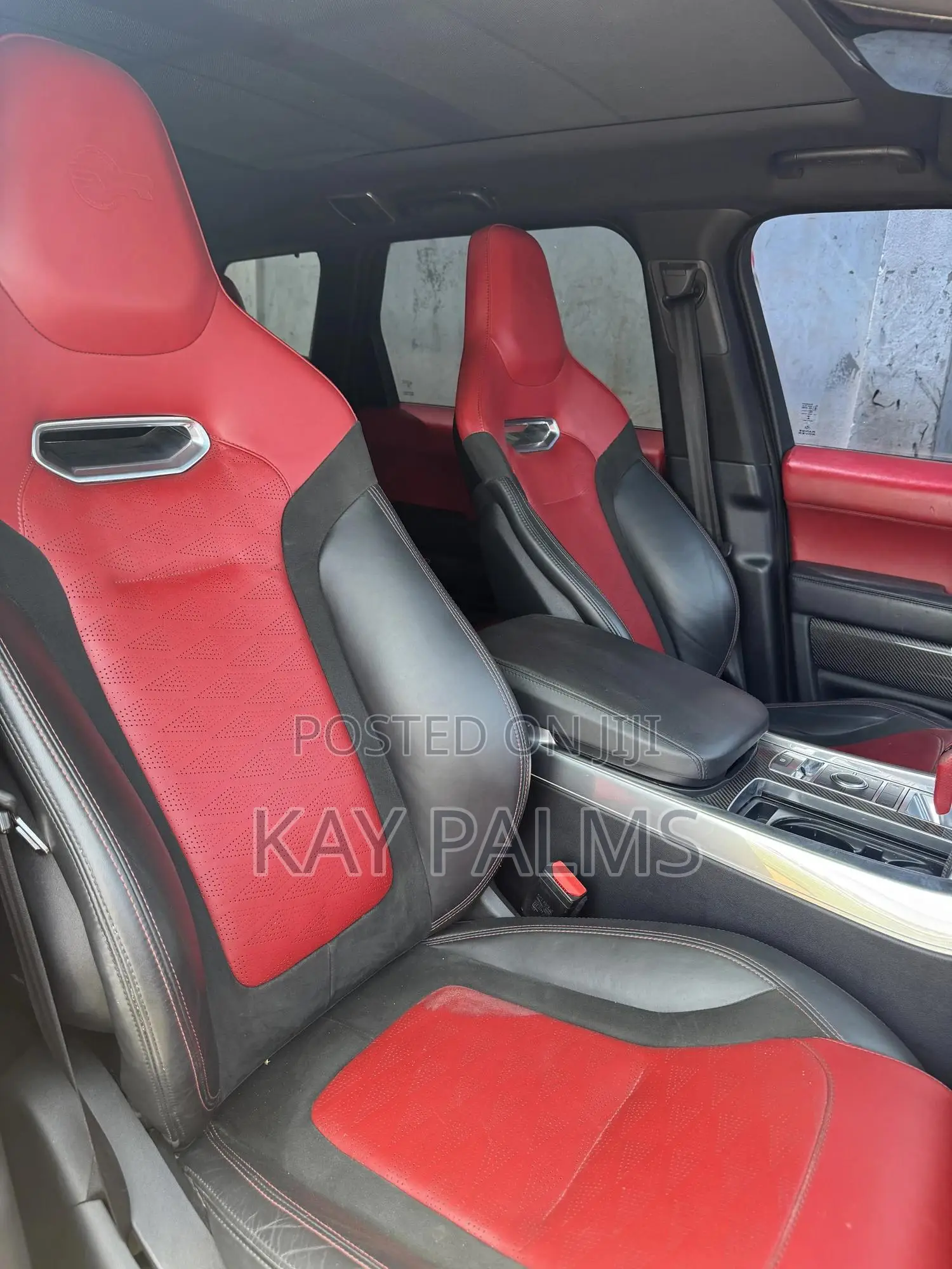 Land Rover Range Rover Sport SVR 2018 Black