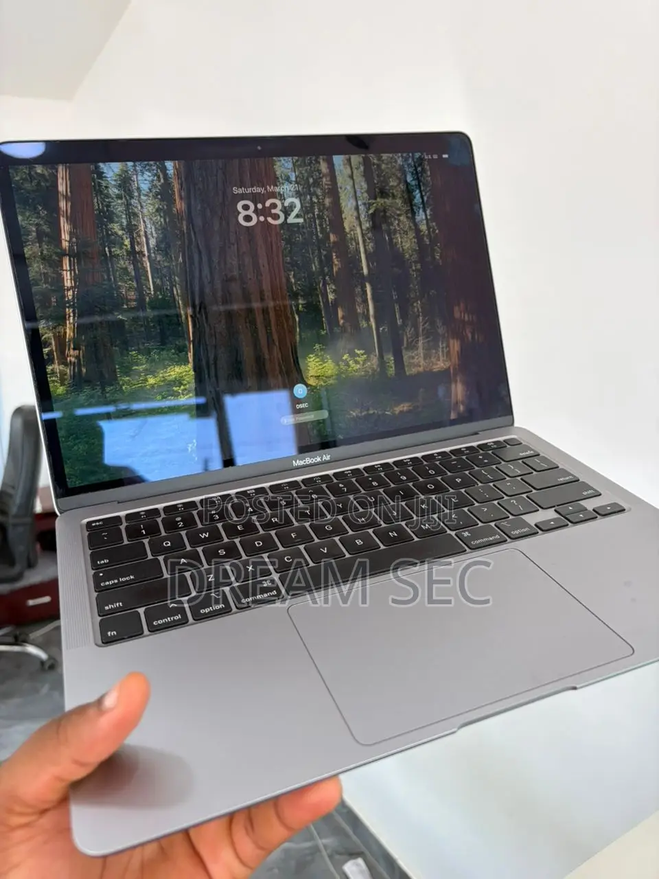 Laptop Apple MacBook Pro 2020 8GB Intel Core i5 SSD 256GB