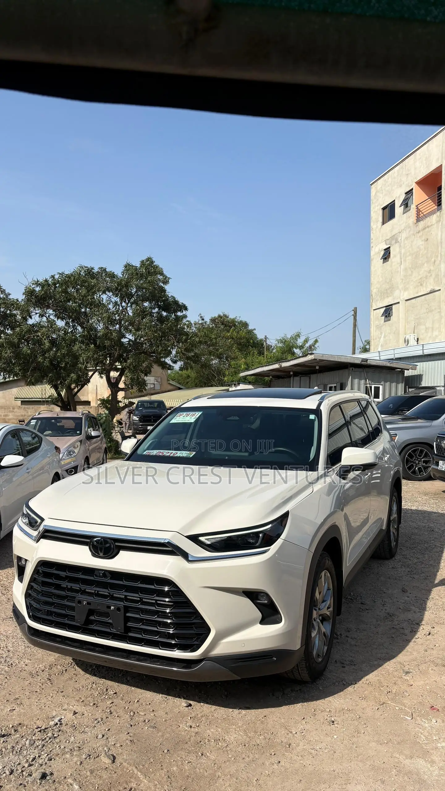 Toyota Grand Highlander Limited AWD 2024 Off white