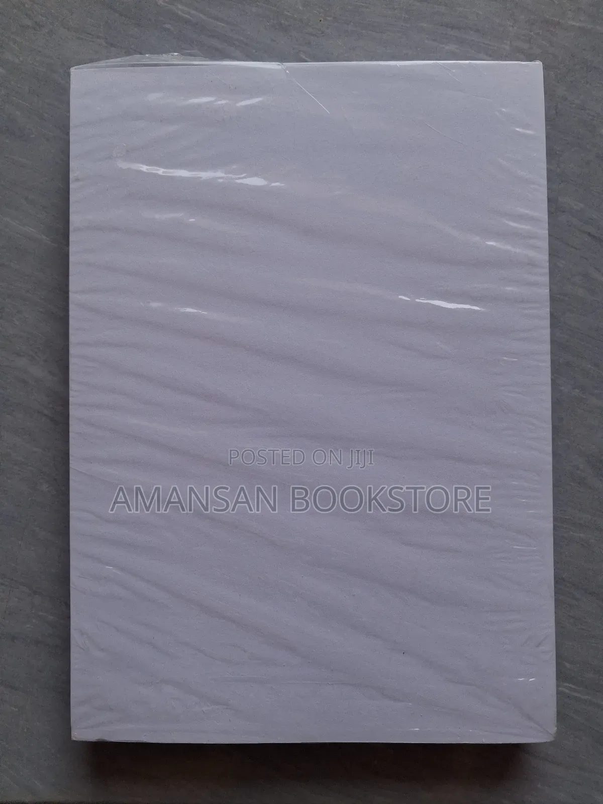 A4 Embossed Paper (White Binding Cover, 230 Gsm, 100 Sheets)