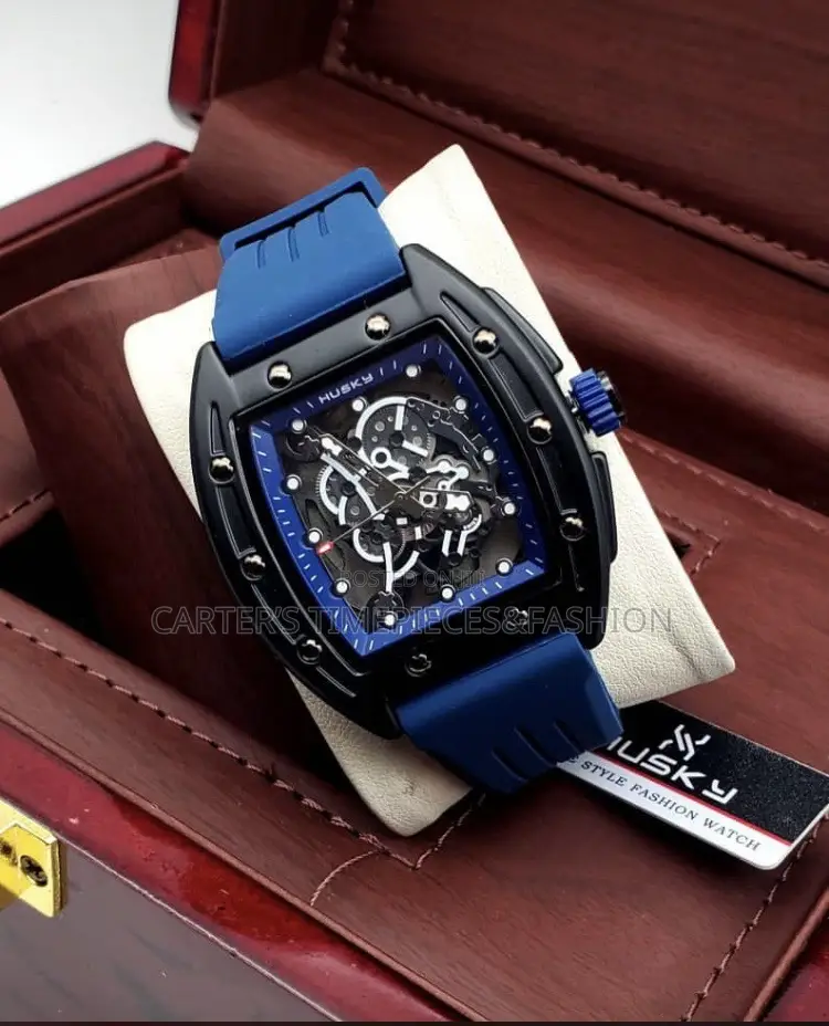 Husky Style Fashion Watch