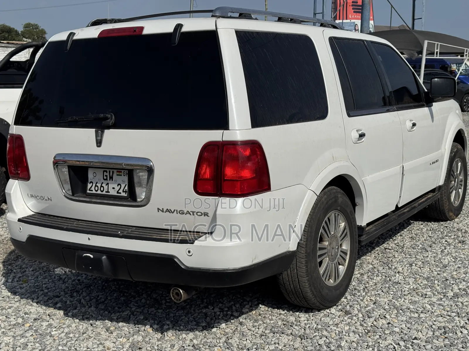 Lincoln Navigator L 2012 White