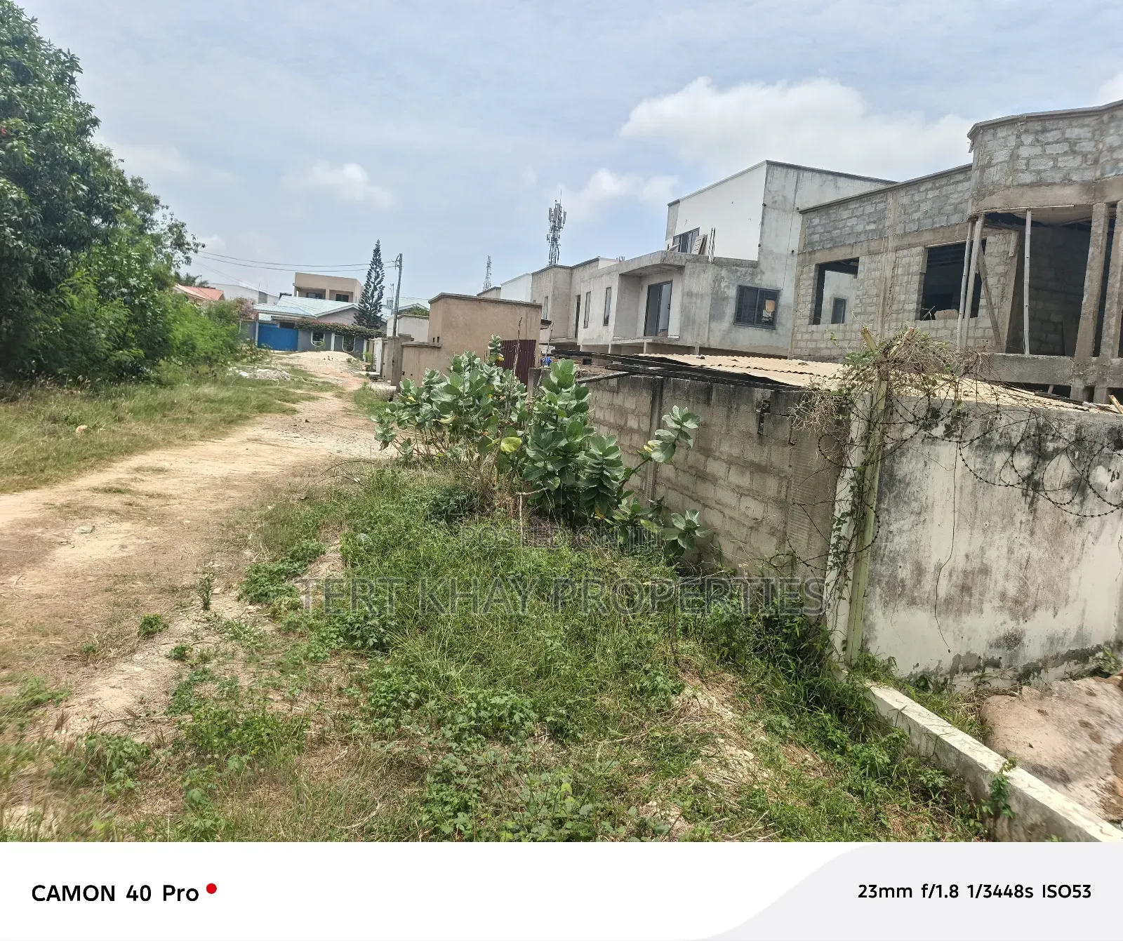 Quarter Plot of Land for Sale at Manet