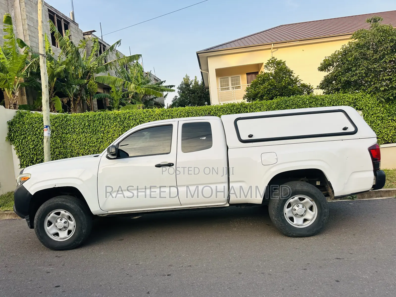 Toyota Tacoma SR5 2022 White