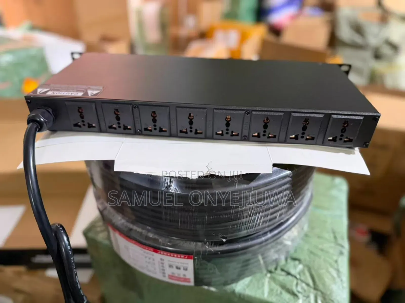 Dbx Professional Power Sequencer With Breaker