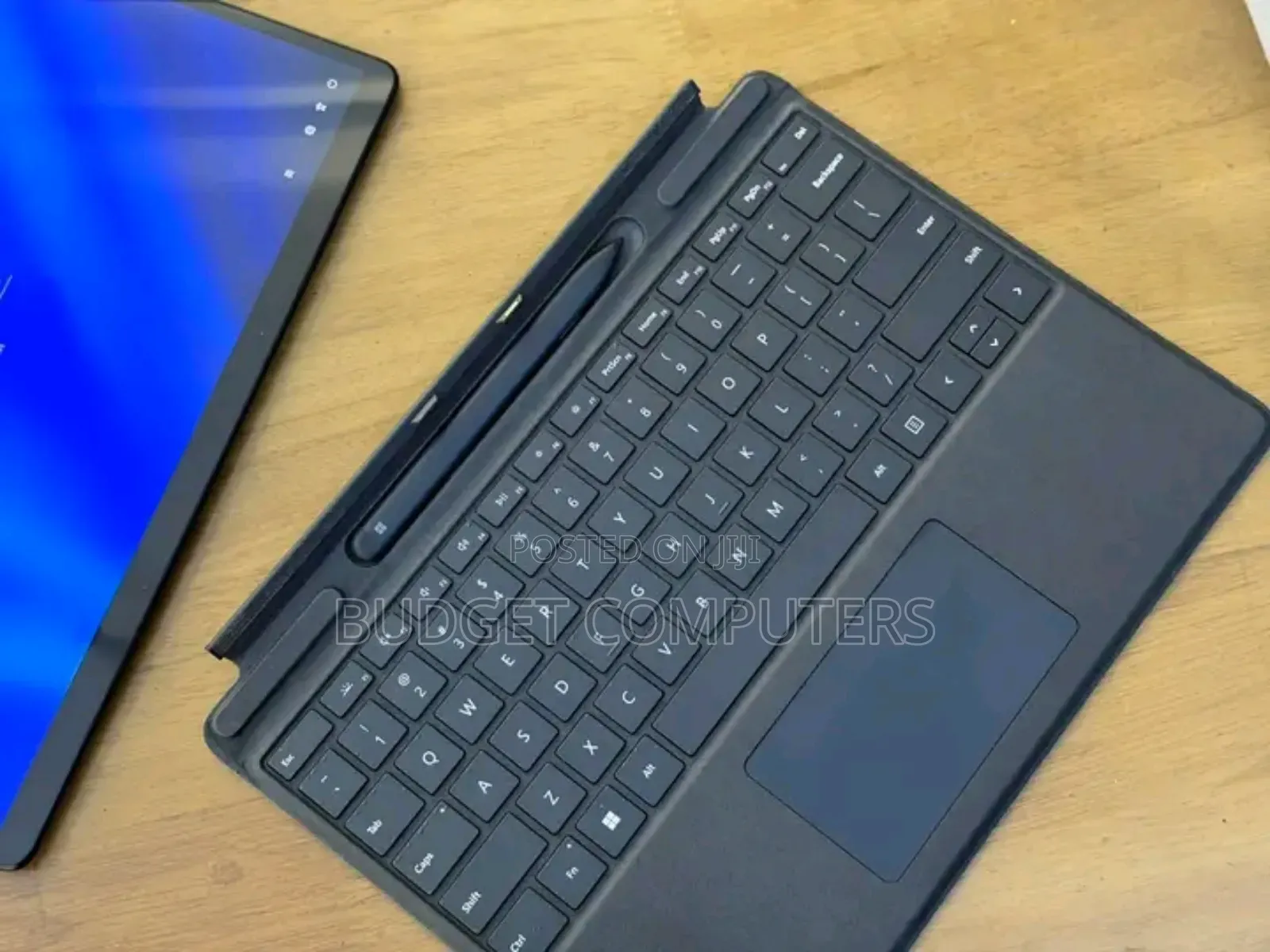 New Laptop Microsoft Surface Pro 8 16GB Intel Core i7 SSD 512GB