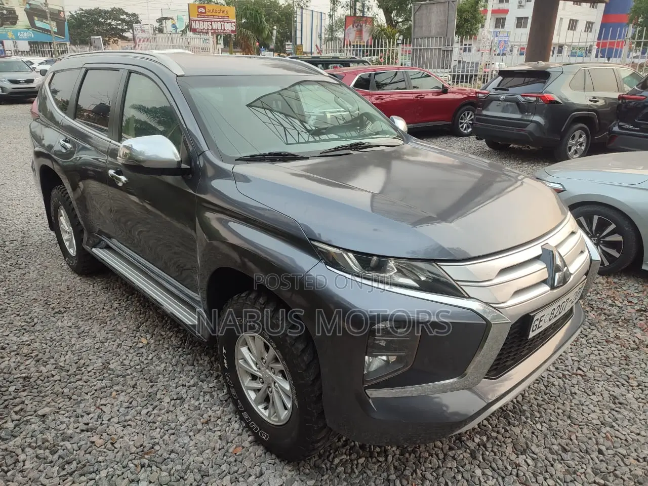 Mitsubishi Pajero 2020 Silver
