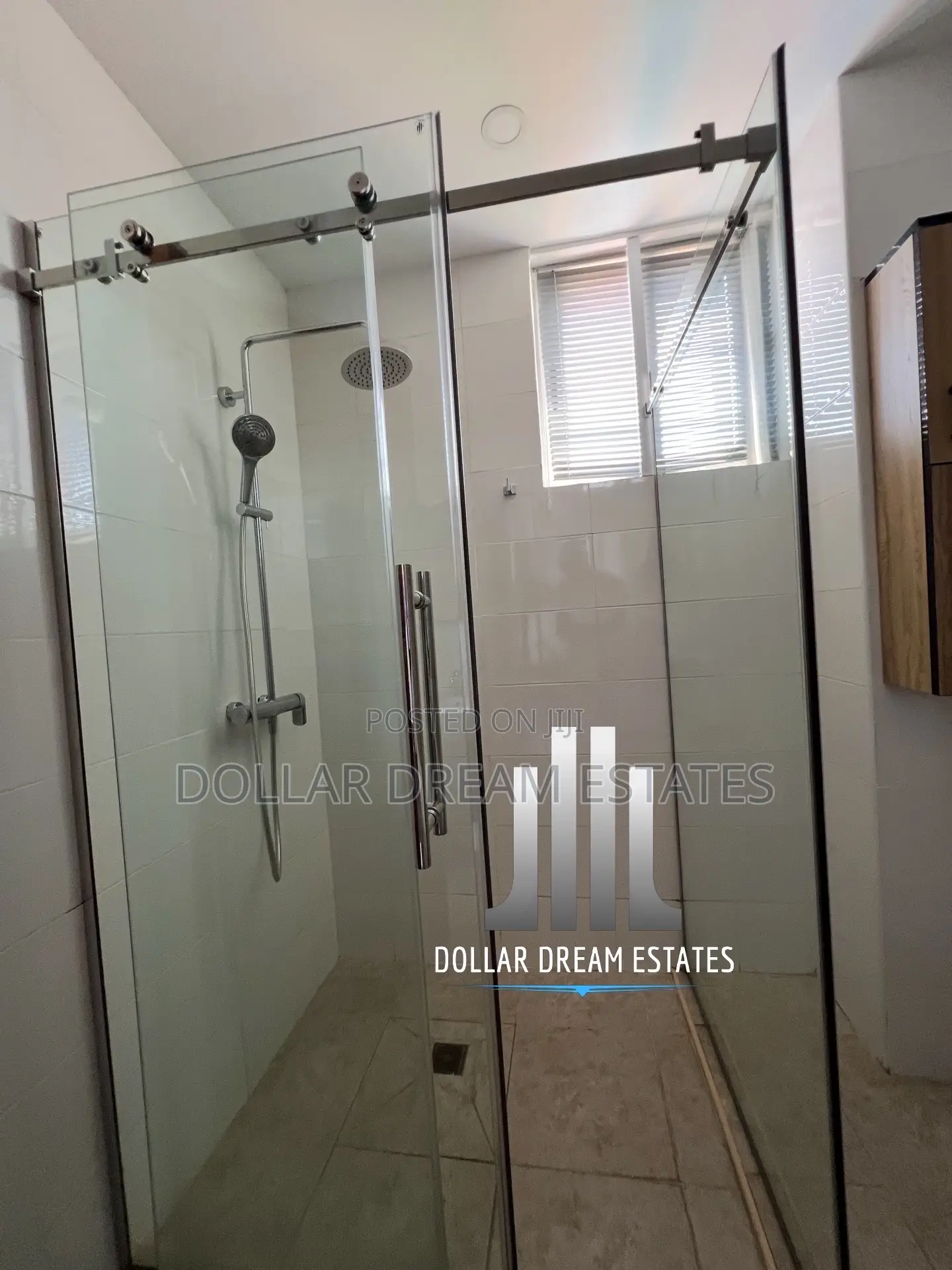 Furnished 3bdrm Apartment in Airport Residential Area for rent