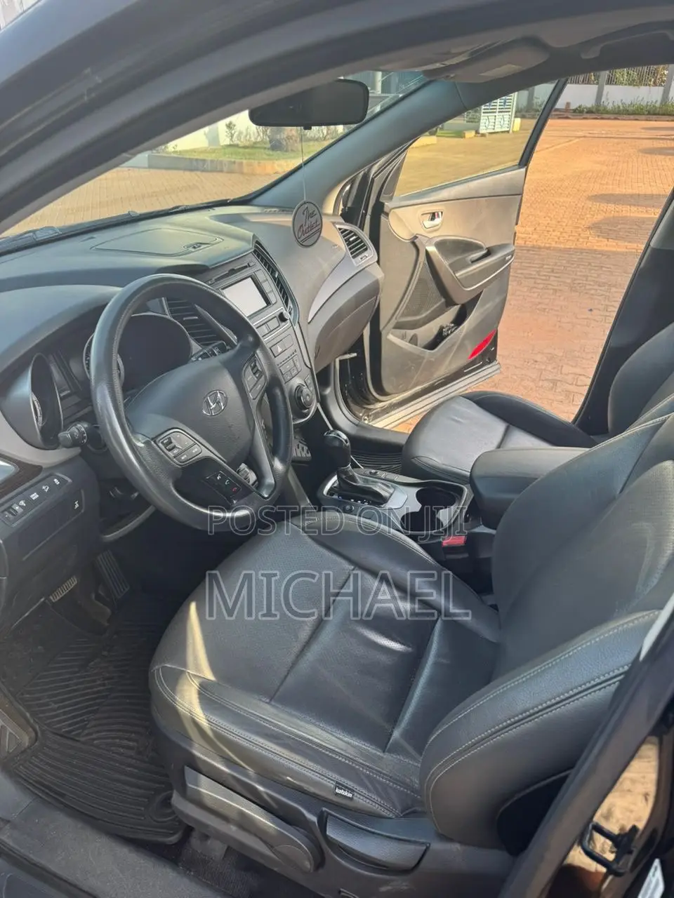 Hyundai Santa Fe Limited Ultimate AWD 2018 Black
