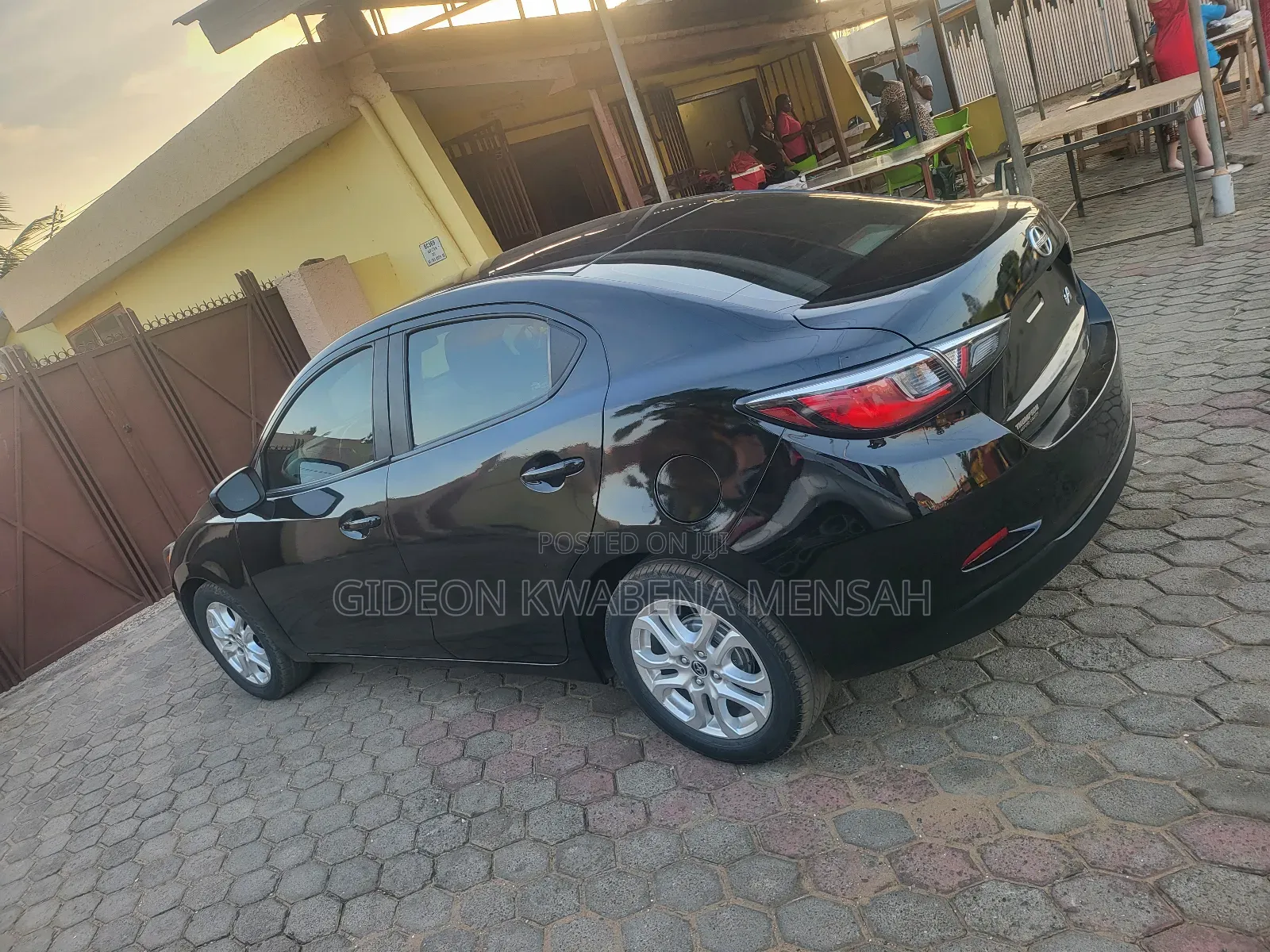 Toyota Yaris iA 1.5 FWD 2016 Black