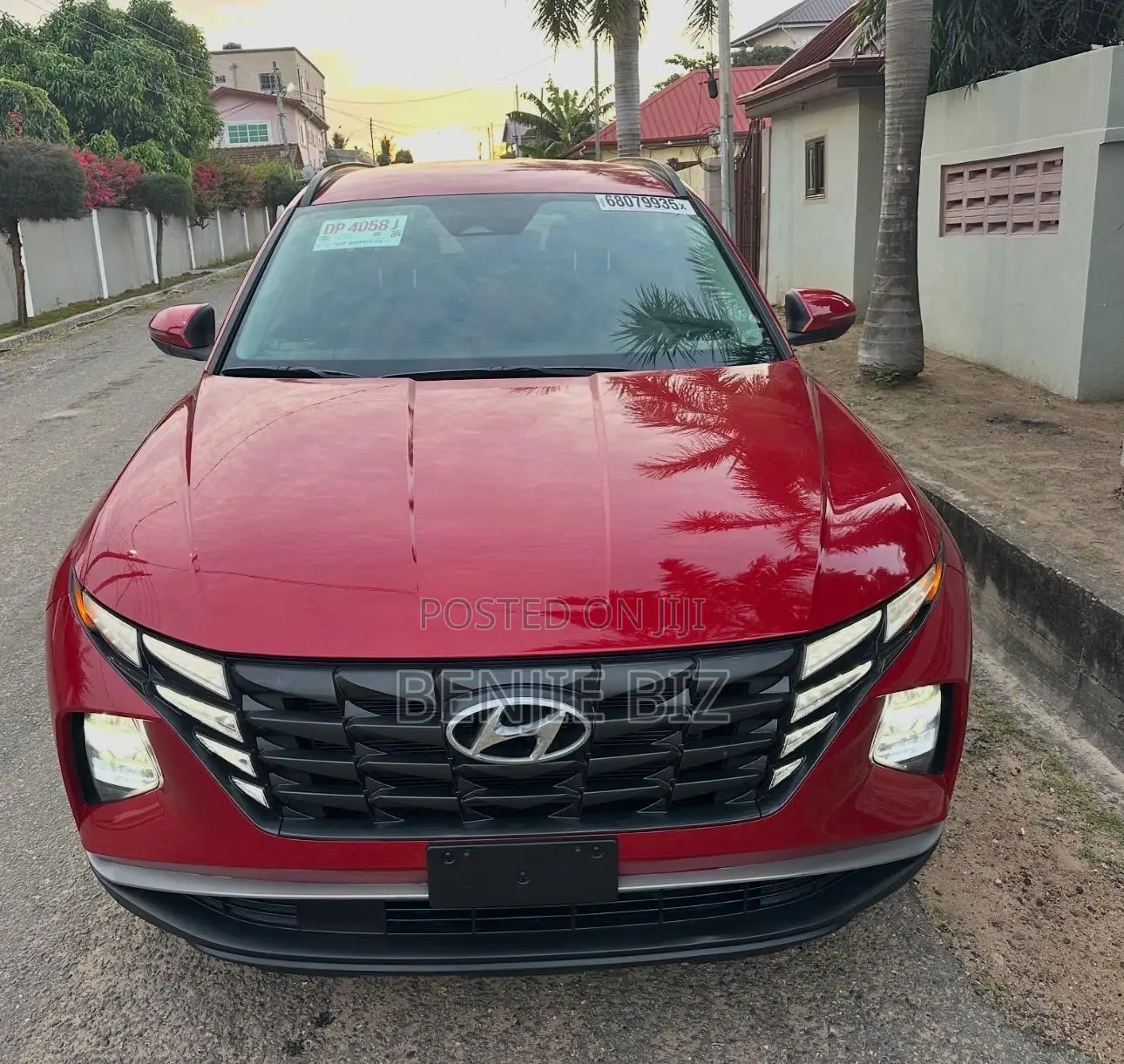 Hyundai Tucson 2022 Red