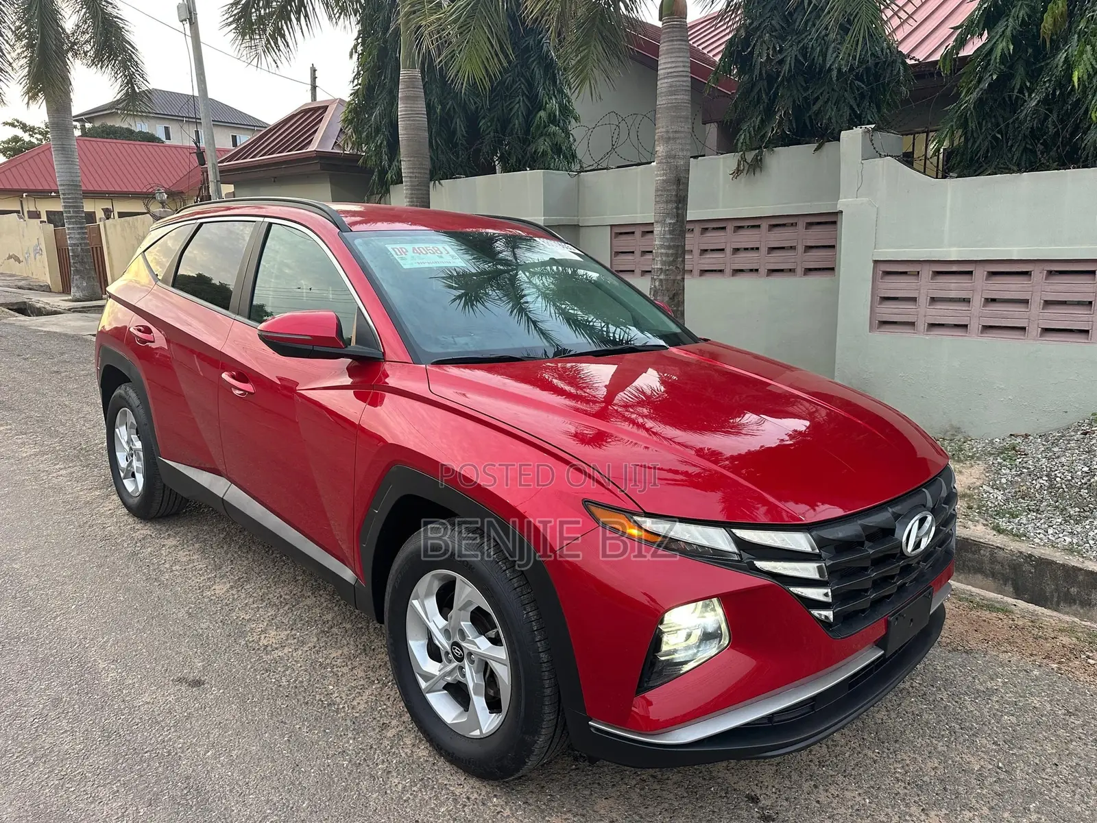 Hyundai Tucson 2022 Red