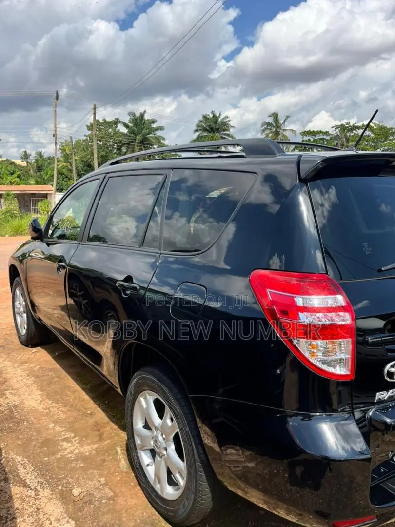 Toyota RAV4 2.5 4x4 2012 Black