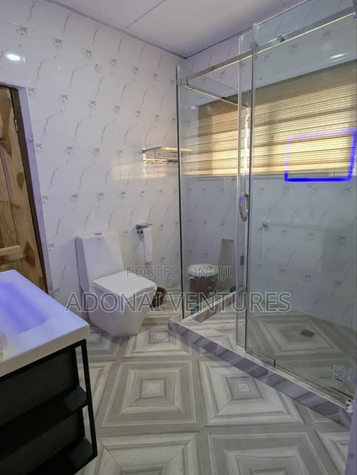 2bdrm Apartment in Atwima Takyiman, Kumasi Metropolitan for rent