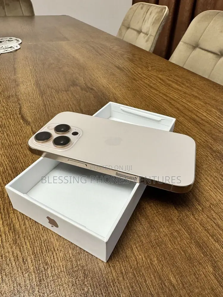 Apple iPhone 16 Pro Max 256 GB Gold