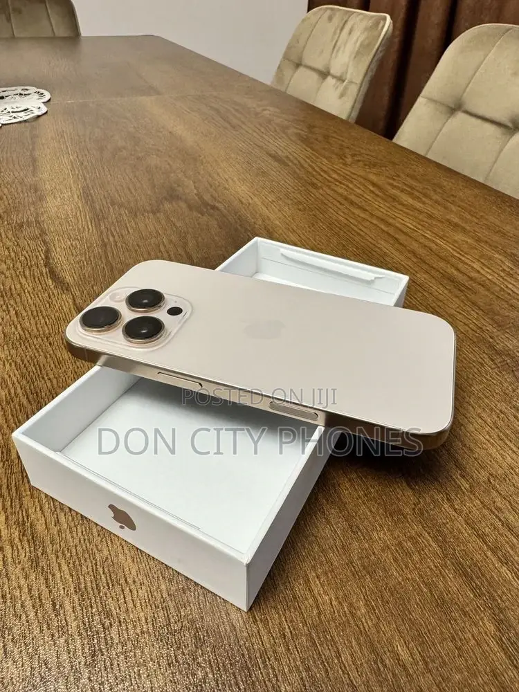 Apple iPhone 16 Pro Max 256 GB Gold