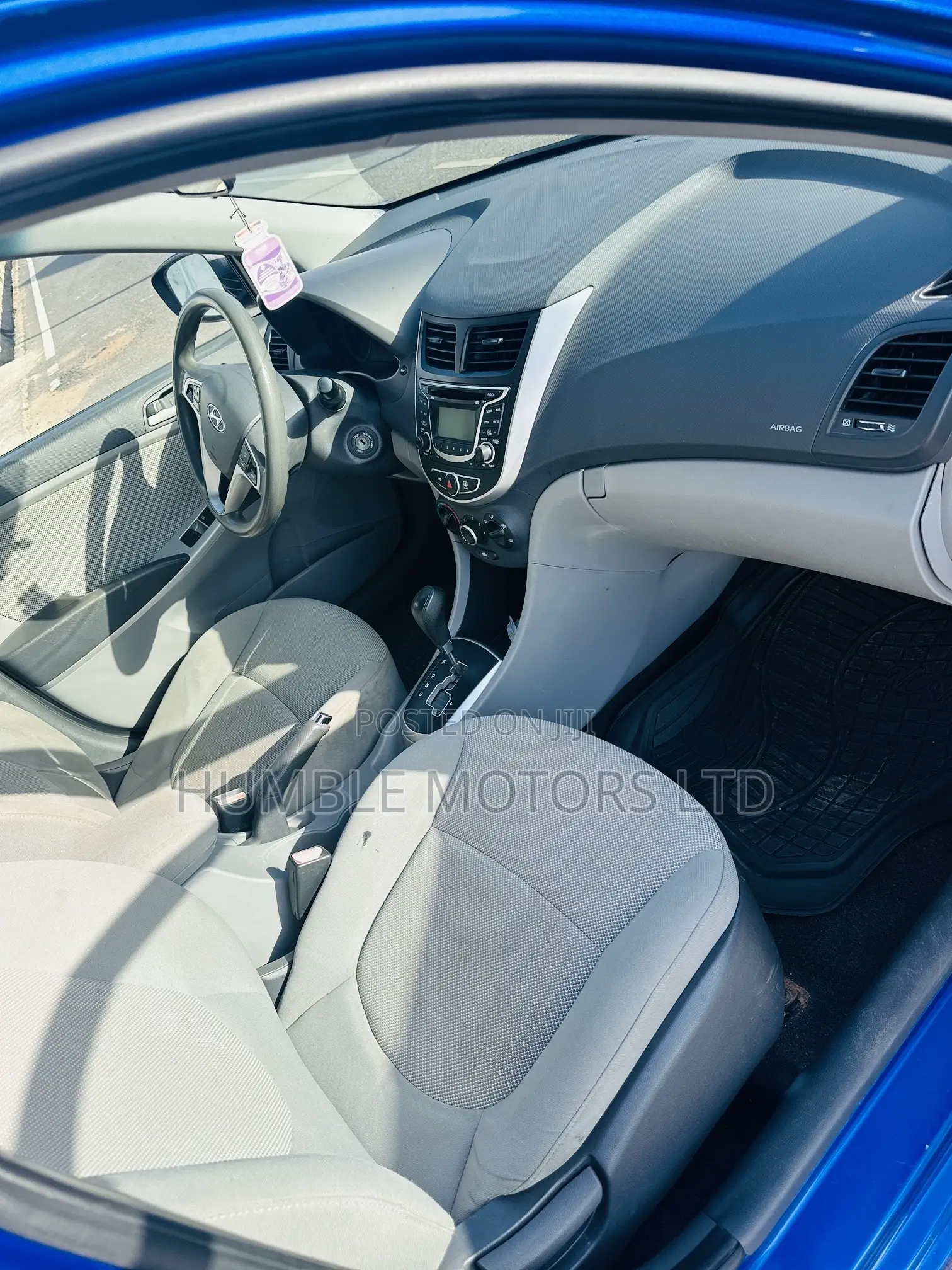 Hyundai Accent 2012 Blue