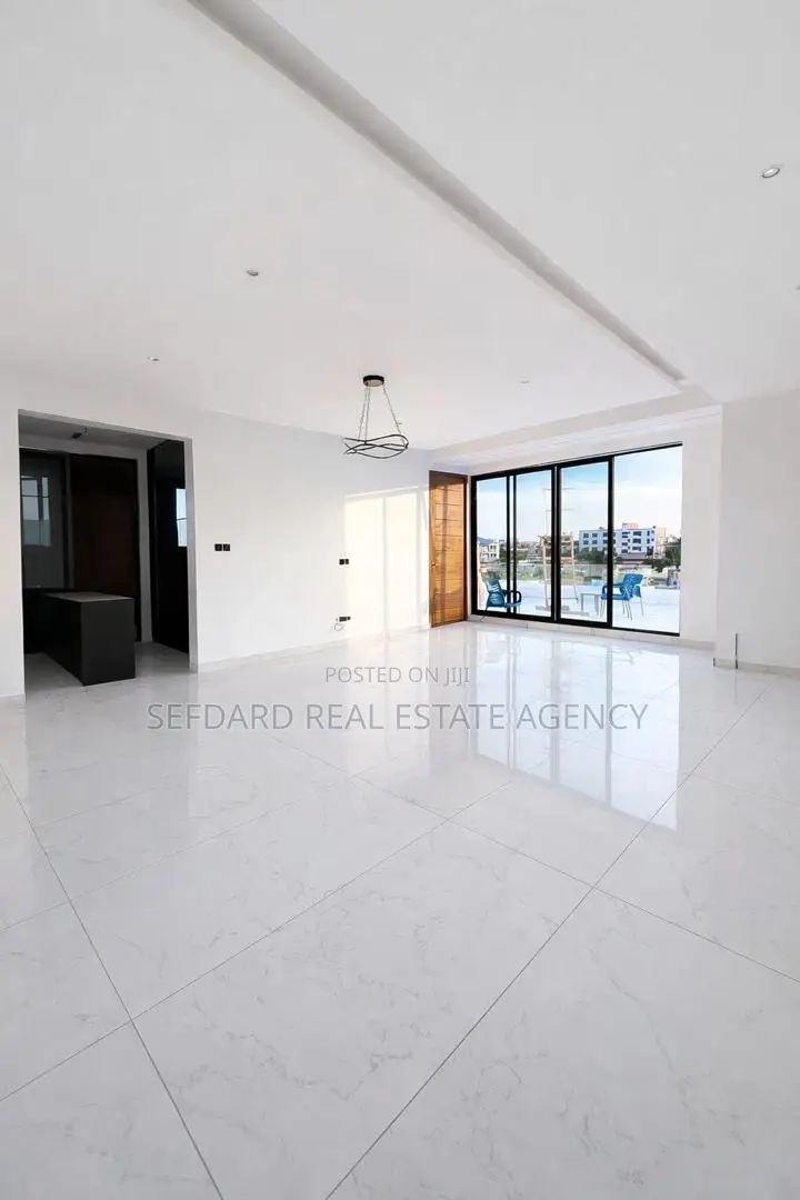 6bdrm House in Sefdard Properties, Adjiriganor for sale