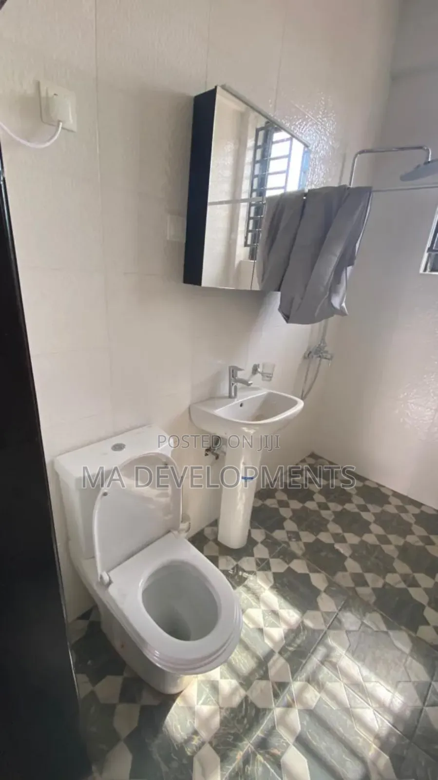 2bdrm Apartment in Ofankor Atta Mills for rent