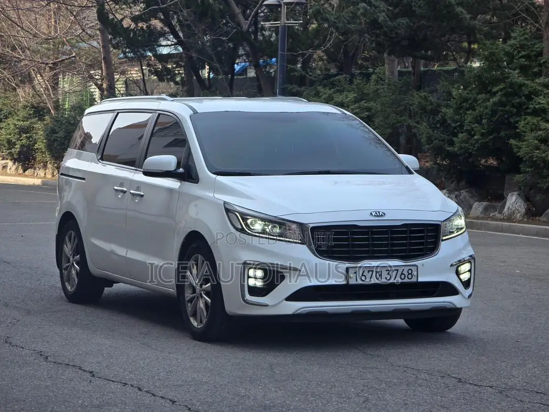 Kia Carnival 2020 White