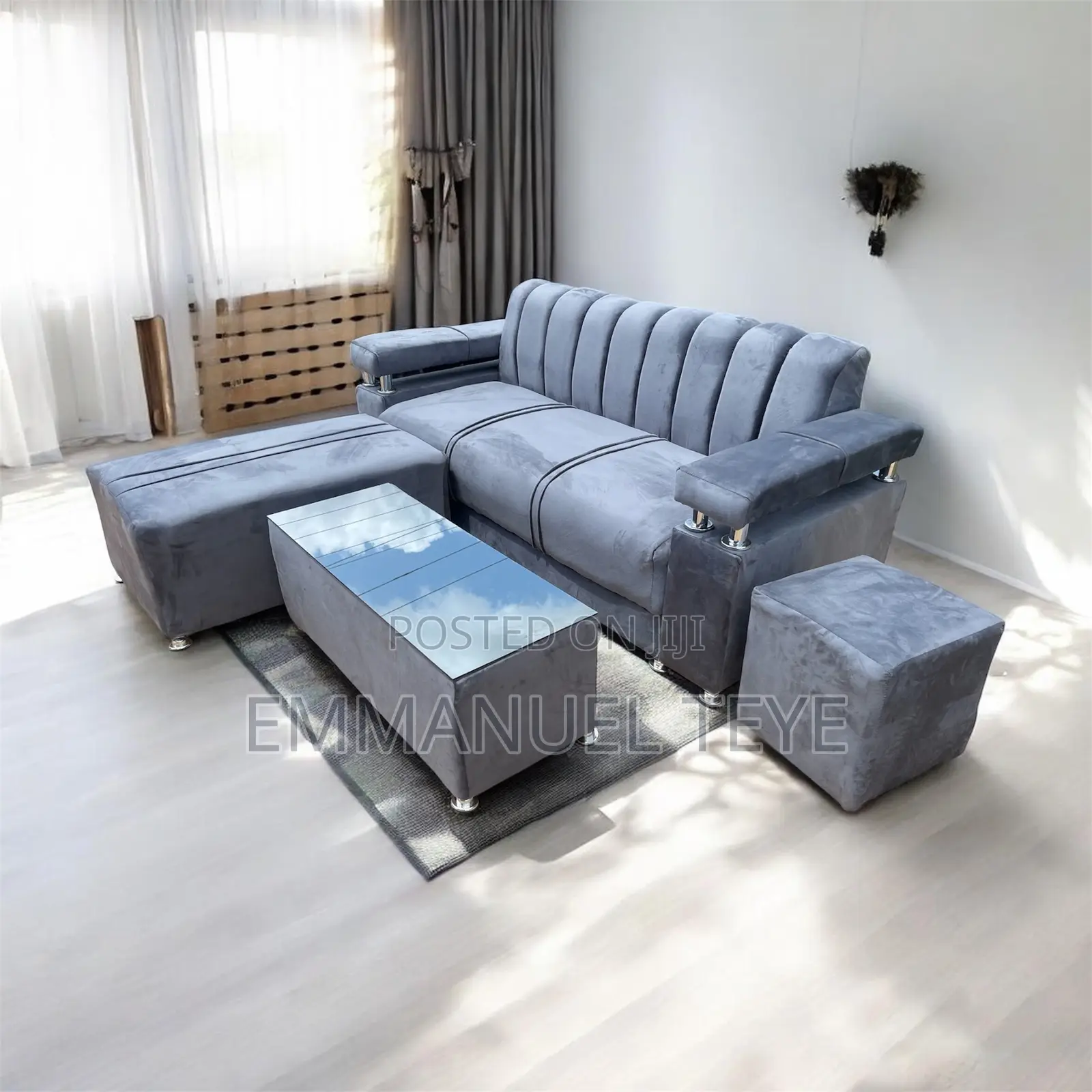 Band New Designable Velvet 3 in Sofa Set