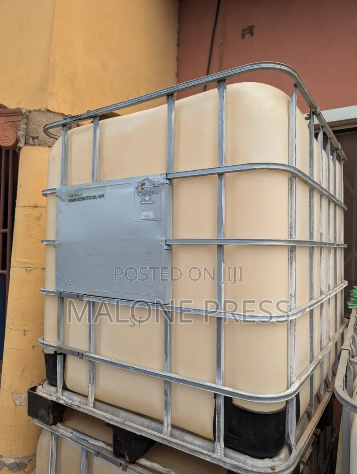 Ibc Tank Construction 1000ltrs Available / Quantities / Sizes / Types