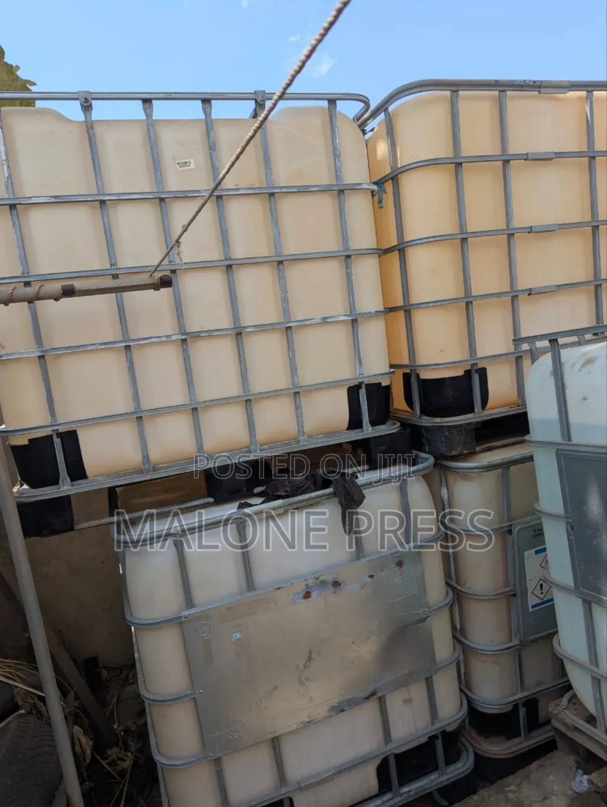Ibc Tank Construction 1000ltrs Available / Quantities / Sizes / Types