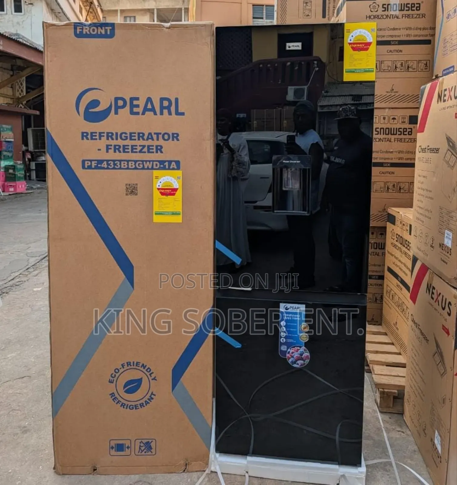 Pearl 309ltrs Black Mirror With Water Dispenser