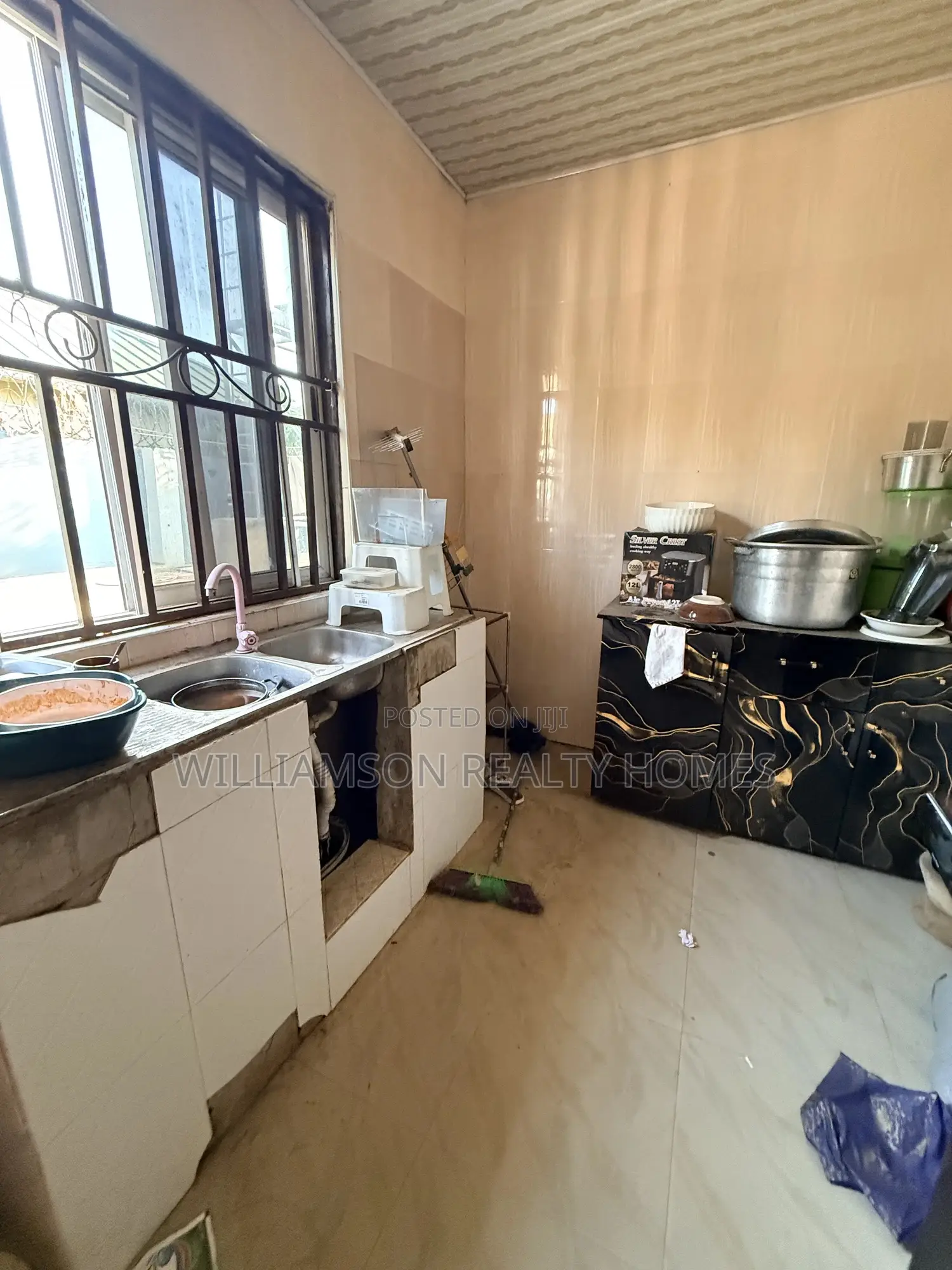 1bdrm Apartment in Hfc Estate Area, Spintex for rent