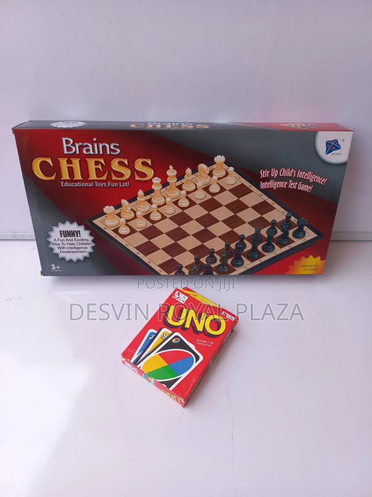 Uno Original + Chess