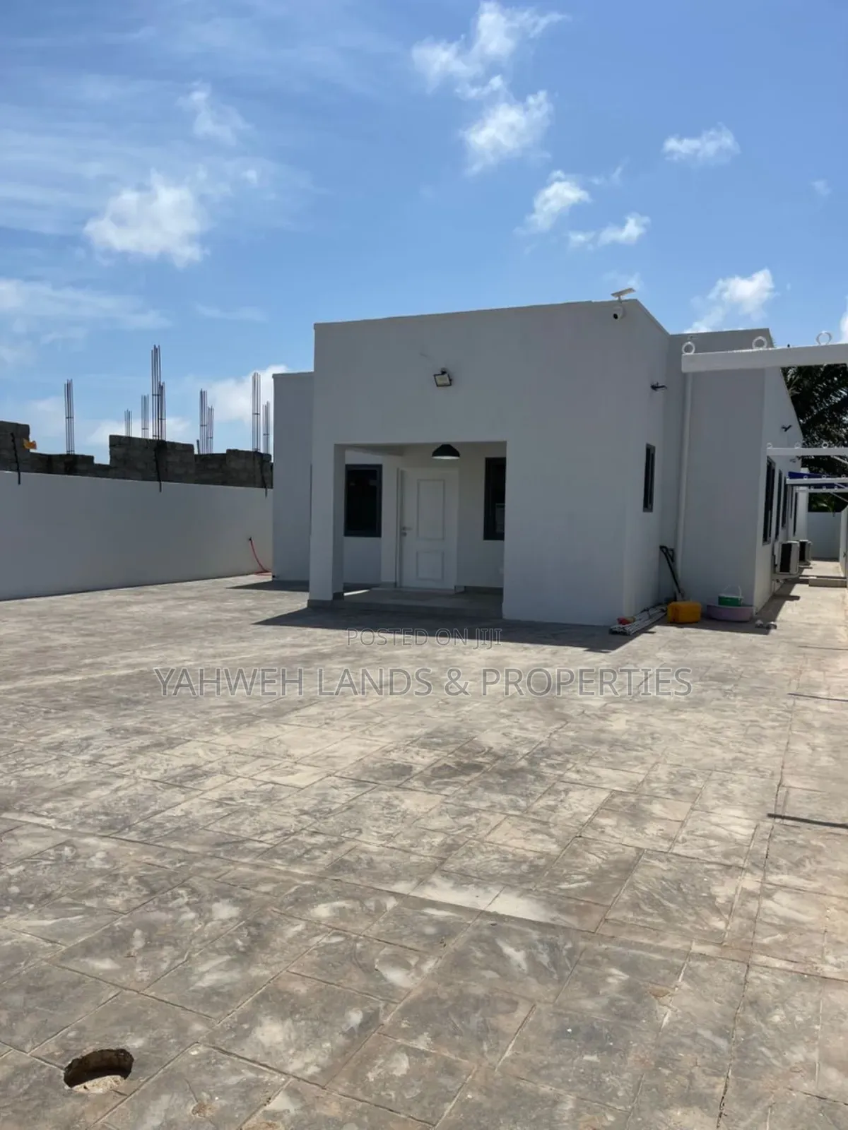 3bdrm House in Spintex, Baatsona Total for sale
