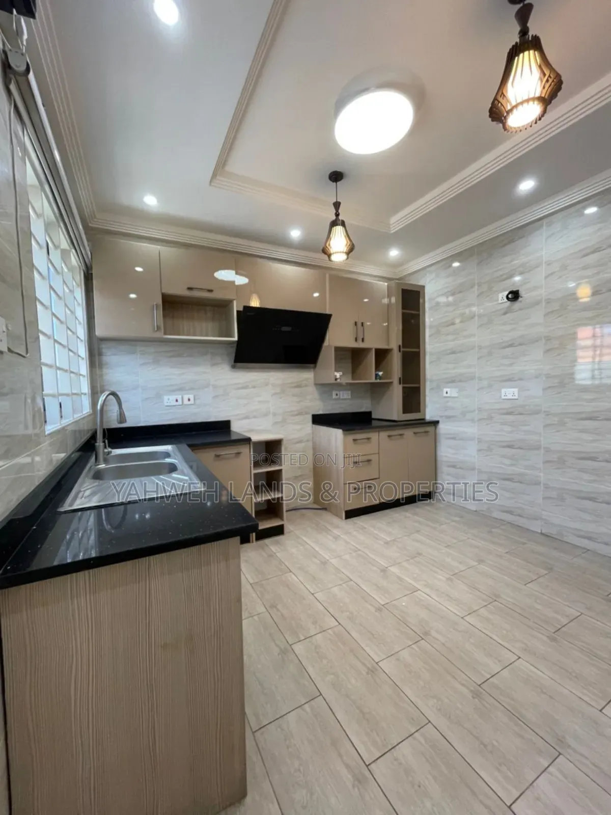 3bdrm House in Spintex, Baatsona Total for sale