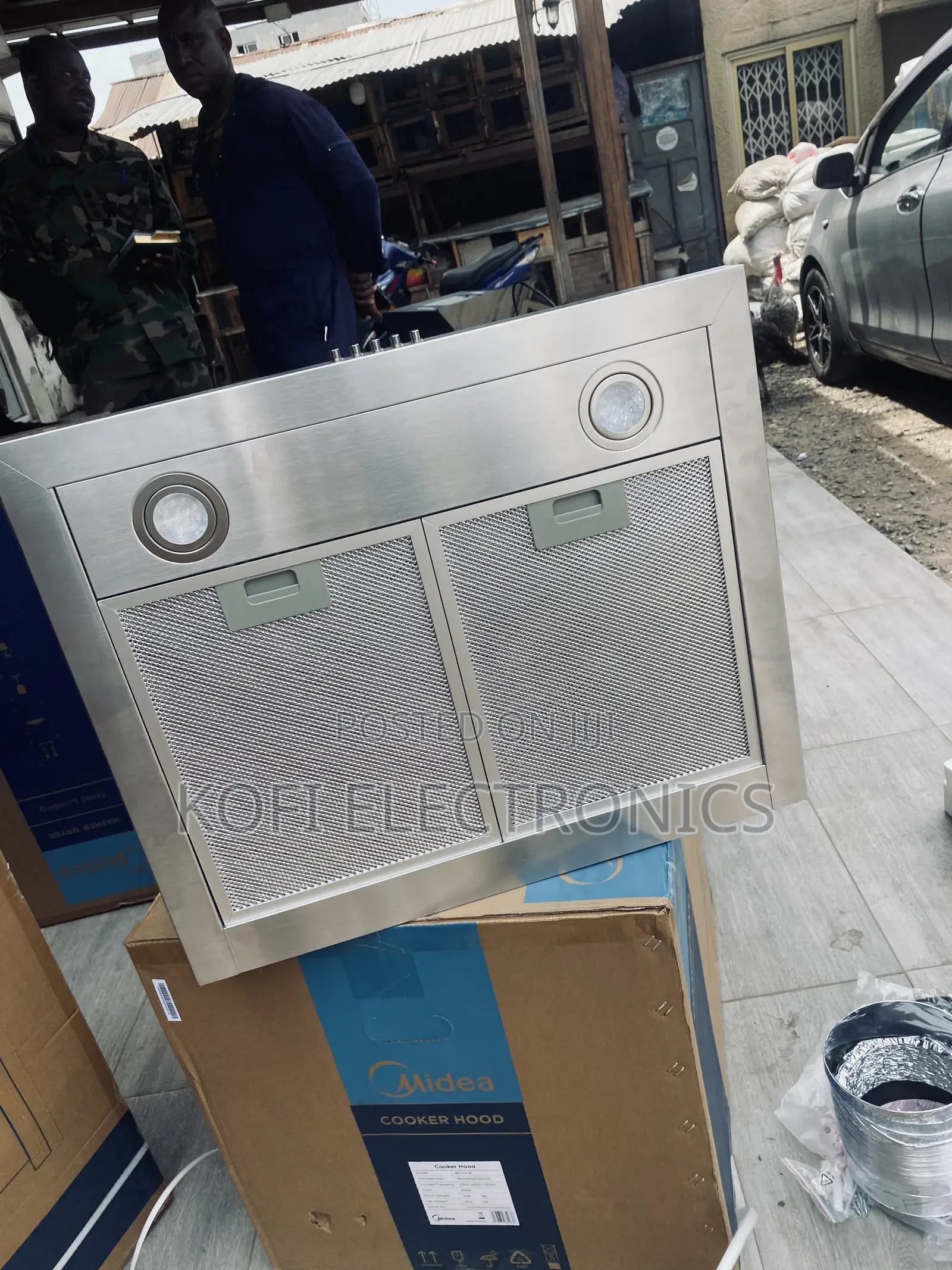 Authentic 60m21-B Extractor – High Performance Meets Modern Kitchen