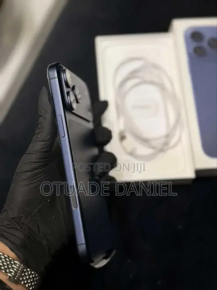 New Apple iPhone 17 Pro Max 512 GB Blue