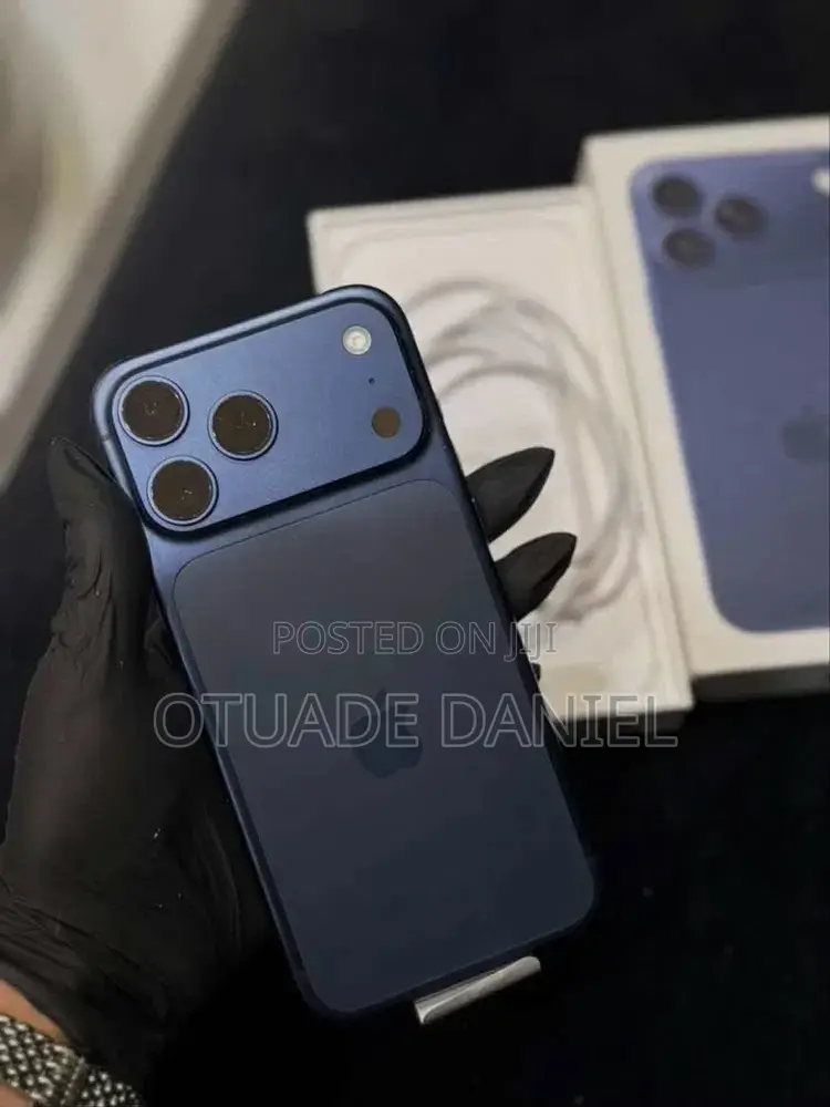New Apple iPhone 17 Pro Max 512 GB Blue