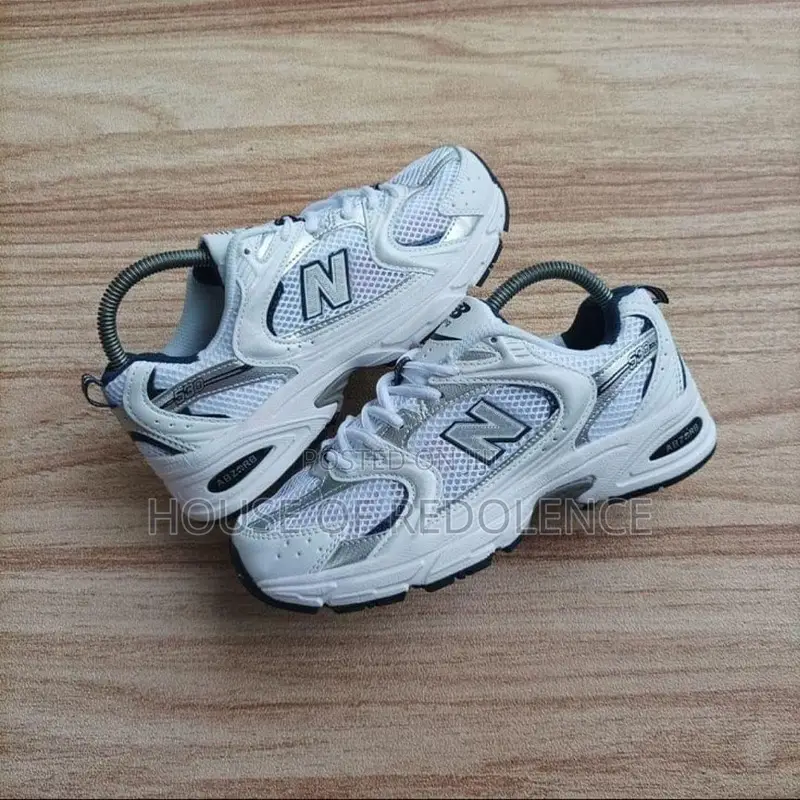 New Balance 530 Sneakers in White/Black Colorway