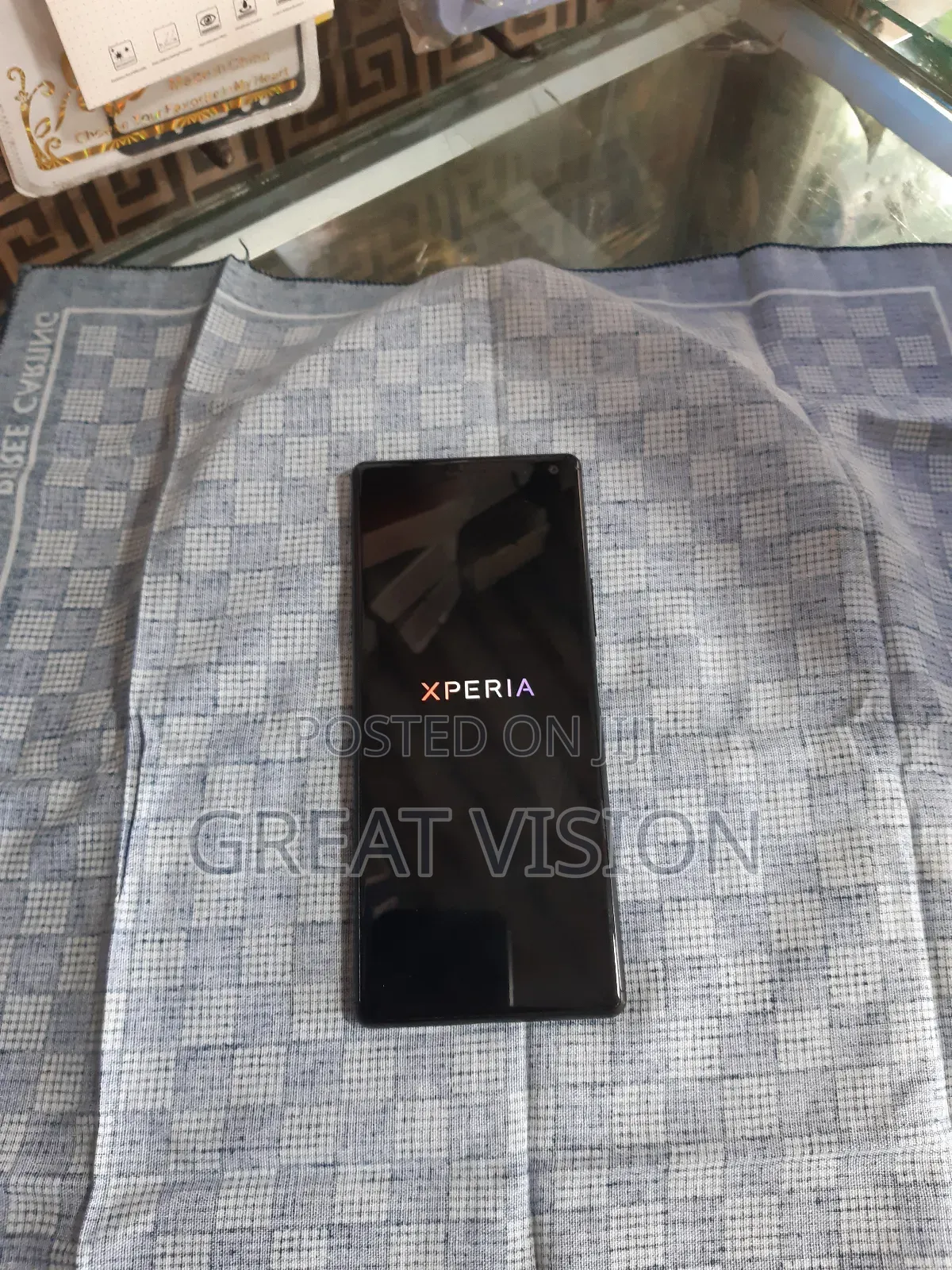 Sony Xperia 8 SOV42 64 GB Black