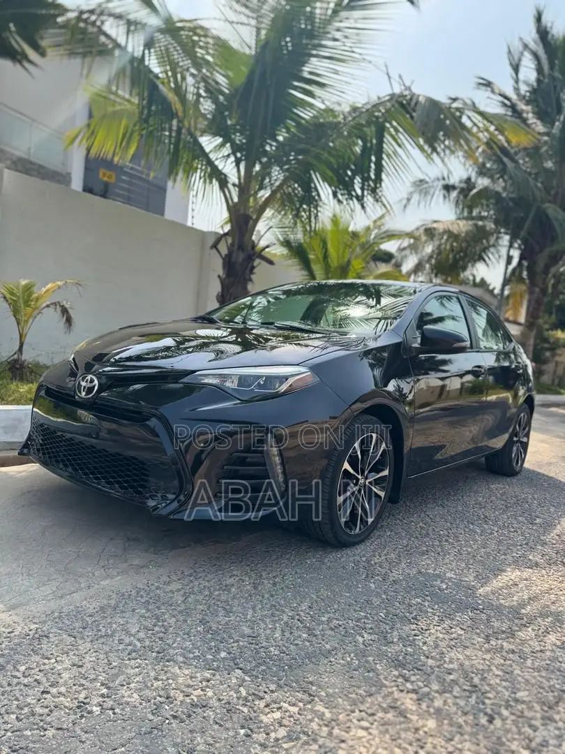 Toyota Corolla XSE (1.8L 4cyl 2A) 2018