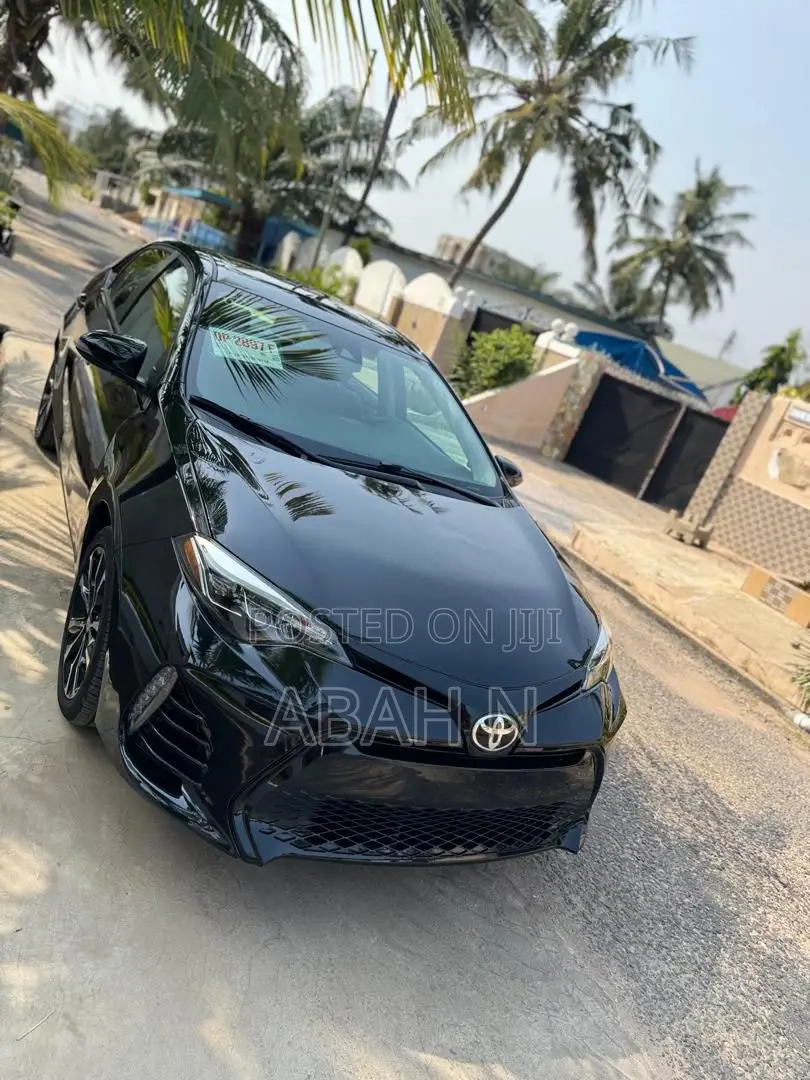 Toyota Corolla XSE (1.8L 4cyl 2A) 2018