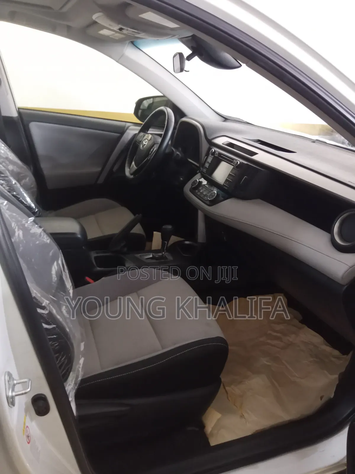 Toyota RAV4 2017 White